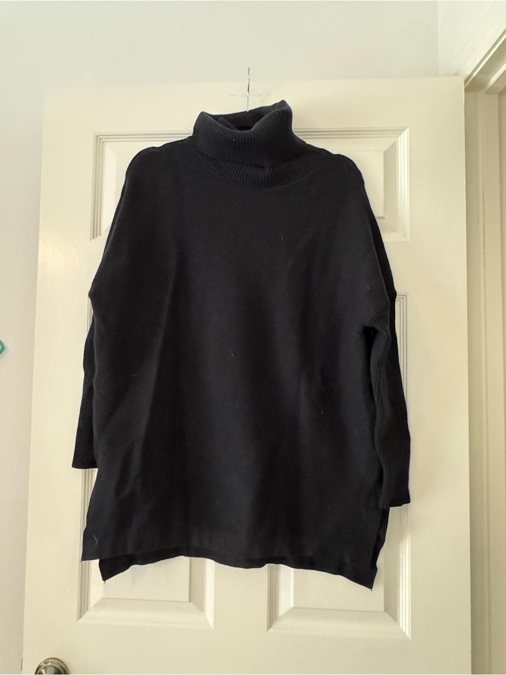 Women's Black Turtleneck Oversized Knit Tunic Sweater - Picture 2 of 4